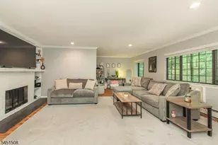 4 B-C Foxwood Dr, Morris Plains, NJ 07950 - Photo 6