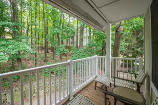 4 B-C Foxwood Dr, Morris Plains, NJ 07950 - Photo 18
