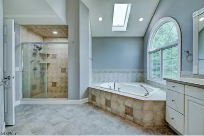 7 Bonnieview Ln, Montville Township, NJ 07082 - Photo 24