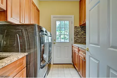 7 Bonnieview Ln, Montville Township, NJ 07082 - Photo 18