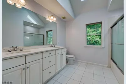 7 Bonnieview Ln, Montville Township, NJ 07082 - Photo 30