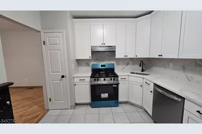 1803 Park Pl, Springfield, NJ 07081 - Photo 4
