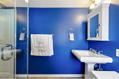 1526 N Stiles St, Linden, NJ 07036 - Photo 22
