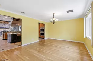 1526 N Stiles St, Linden, NJ 07036 - Photo 10