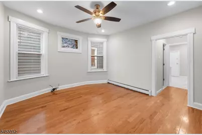 185 N 18th St, East Orange, NJ 07017 - Photo 16