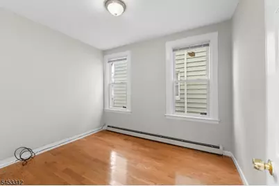 185 N 18th St, East Orange, NJ 07017 - Photo 14