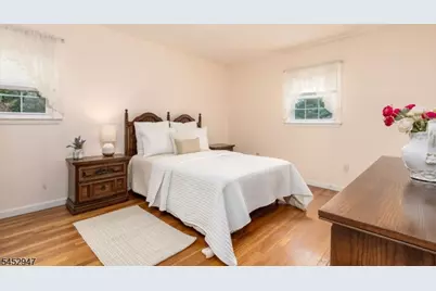 1008 Carteret Rd, Bridgewater, NJ 08807 - Photo 16