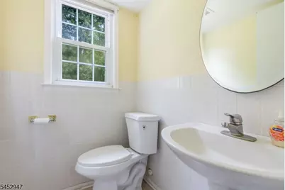 1008 Carteret Rd, Bridgewater, NJ 08807 - Photo 24