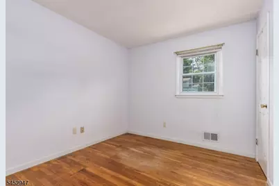 1008 Carteret Rd, Bridgewater, NJ 08807 - Photo 20