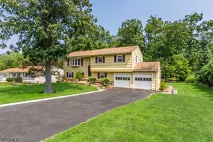 1008 Carteret Rd, Bridgewater, NJ 08807 - Photo 4