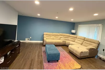 106 Tomahawk Ct, Montgomery Township, NJ 08502 - Photo 2
