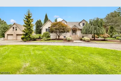 312 Naughright Rd, Washington Township, NJ 07853 - Photo 2