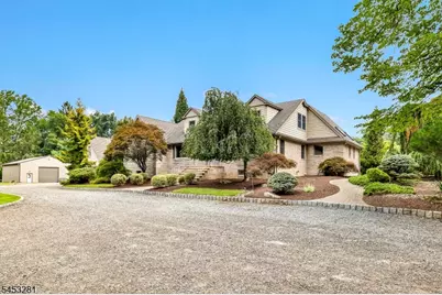 312 Naughright Rd, Washington Township, NJ 07853 - Photo 4