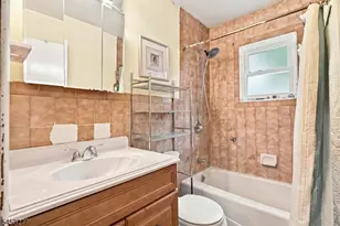 97 Elberon Ave, Hawthorne, NJ 07506 - Photo 16