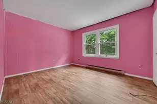 16 Essex Rd, Wantage, NJ 07461 - Photo 18