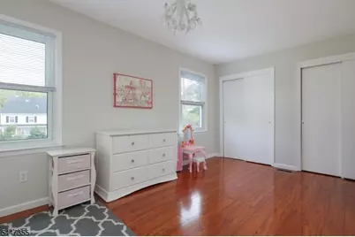 16 Yarmouth Ct, Scotch Plains Township, NJ 07076 - Photo 28