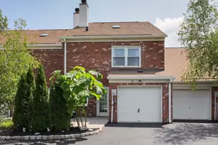 16 Yarmouth Ct, Scotch Plains Township, NJ 07076 - Photo 1