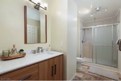 16 Yarmouth Ct, Scotch Plains Township, NJ 07076 - Photo 34