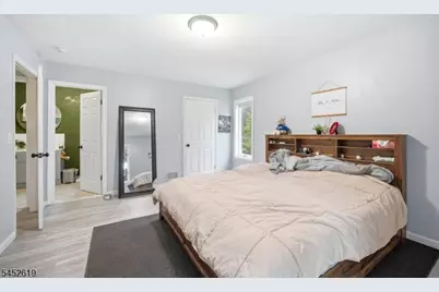 19 Northwestern Way, Hopatcong, NJ 07843 - Photo 22