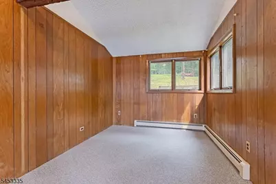 101 W Shore Dr, Hampton Township, NJ 07860 - Photo 6