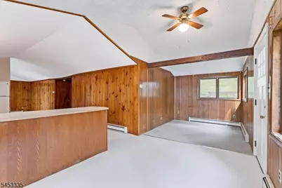 101 W Shore Dr, Hampton Township, NJ 07860 - Photo 4