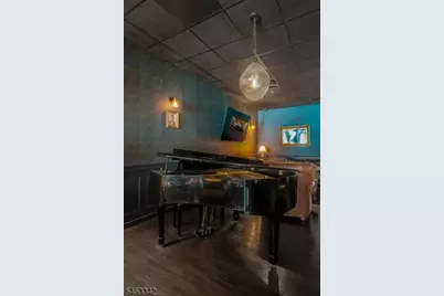 000 0000000000000, Millburn, NJ 07078 - Photo 18