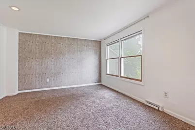 52 Hilltop Trl, Sparta Township, NJ 07871 - Photo 12
