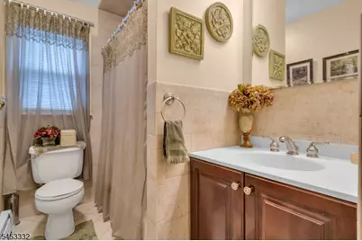 1004 Ross St, Rahway, NJ 07065 - Photo 14