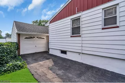 1004 Ross St, Rahway, NJ 07065 - Photo 24