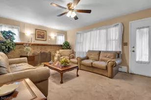 1004 Ross St, Rahway, NJ 07065 - Photo 6