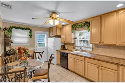 1004 Ross St, Rahway, NJ 07065 - Photo 10