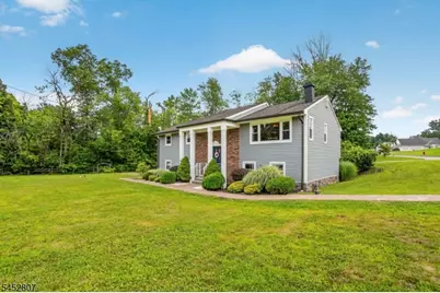 105 Jacksonville Rd, Lincoln Park, NJ 07035 - Photo 2