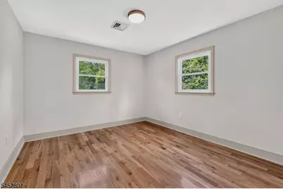 105 Jacksonville Rd, Lincoln Park, NJ 07035 - Photo 18