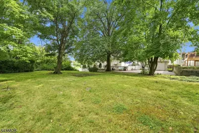 5 Plymouth Rd, Nutley, NJ 07110 - Photo 20