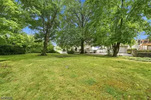 5 Plymouth Rd, Nutley, NJ 07110 - Photo 20