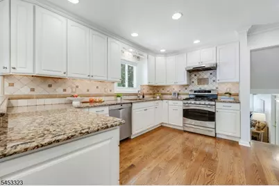 11 Claremont Ave, Livingston, NJ 07039 - Photo 14