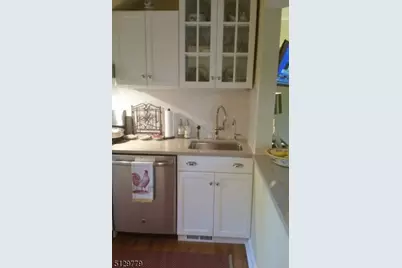 247 Valley Rd, Montclair, NJ 07042 - Photo 6