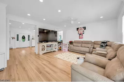 113 S Morris, Dover, NJ 07801 - Photo 6