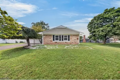 32 Lebed Dr, Franklin Township, NJ 08873 - Photo 2
