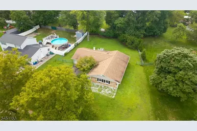 32 Lebed Dr, Franklin Township, NJ 08873 - Photo 26