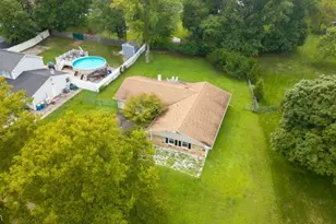 32 Lebed Dr, Franklin Township, NJ 08873 - Photo 26