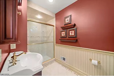 159 Hillside Ave, Nutley, NJ 07110 - Photo 18