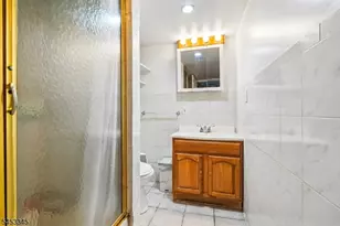 531 Bloomfield Ave, Newark, NJ 07107 - Photo 18