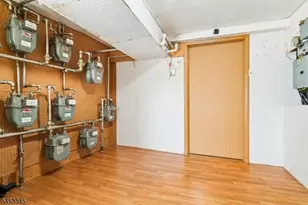 531 Bloomfield Ave, Newark, NJ 07107 - Photo 22