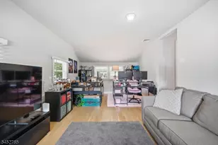 226 Church Ln, Wayne, NJ 07470 - Photo 16