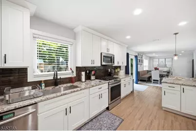 226 Church Ln, Wayne, NJ 07470 - Photo 8