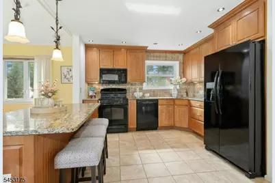 145 Fulton Street, Clark Township, NJ 07066 - Photo 12