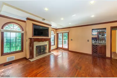 12 Colonial Dr, Morris Township, NJ 07960 - Photo 8