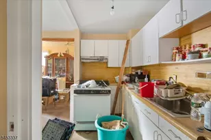 195 Duane St, Orange, NJ 07050 - Photo 8