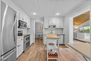 59 Possaghi Rd, Hampton Township, NJ 07860 - Photo 10